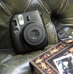 instatní fotoaparát instax fuji černý instax mini 8 s black (6)