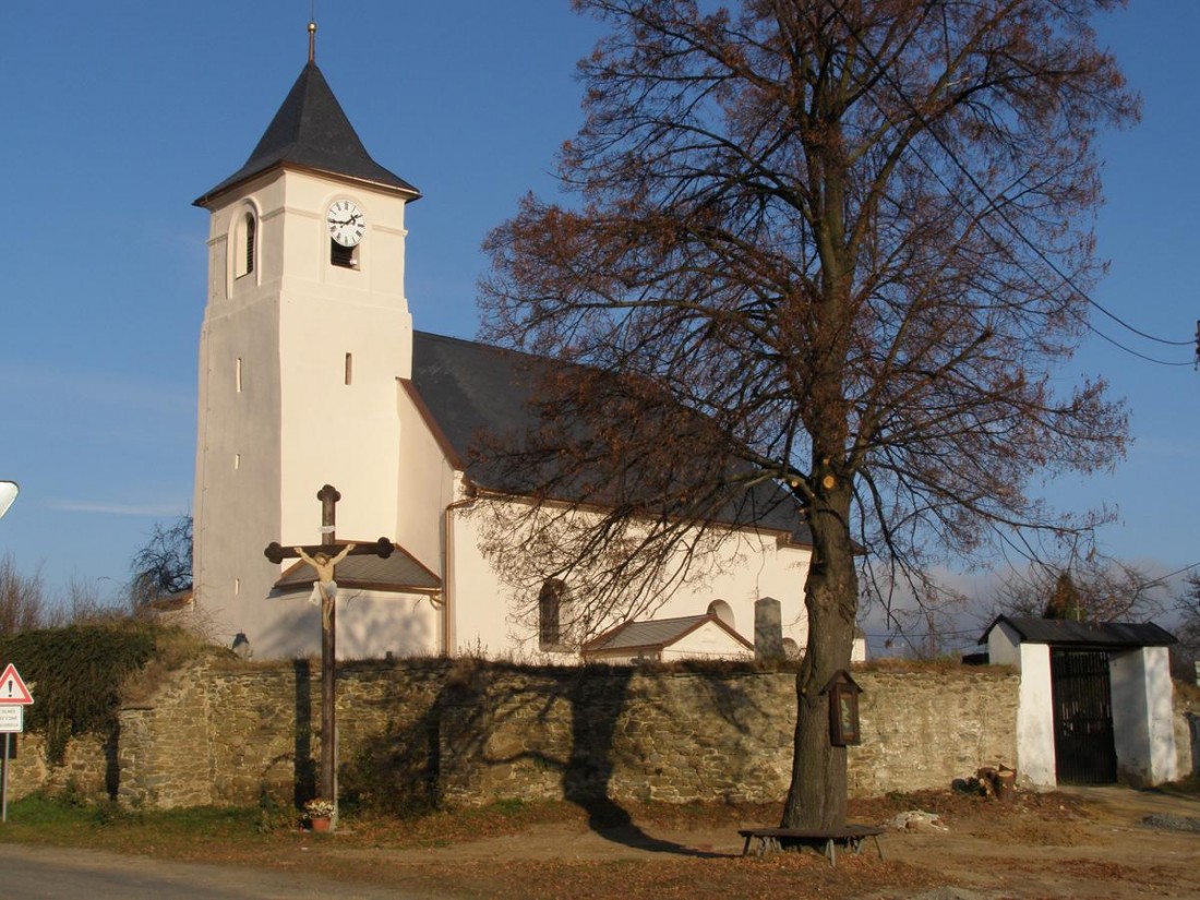 Hrozová - kostel